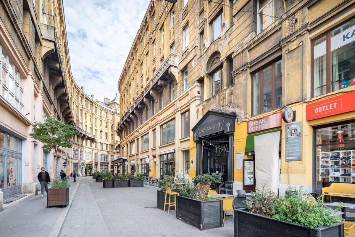 Super Central Convenient Apartment Budapest Eksteriør billede